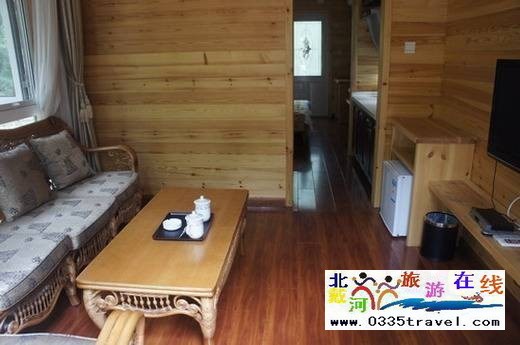 南戴河森林木屋别墅度假村