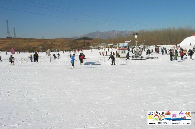 秦皇岛山海关紫云山滑雪场